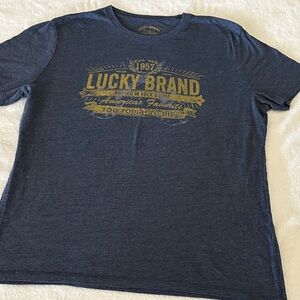 Lucky Brand Men's Navy and Gold Graphic Tee